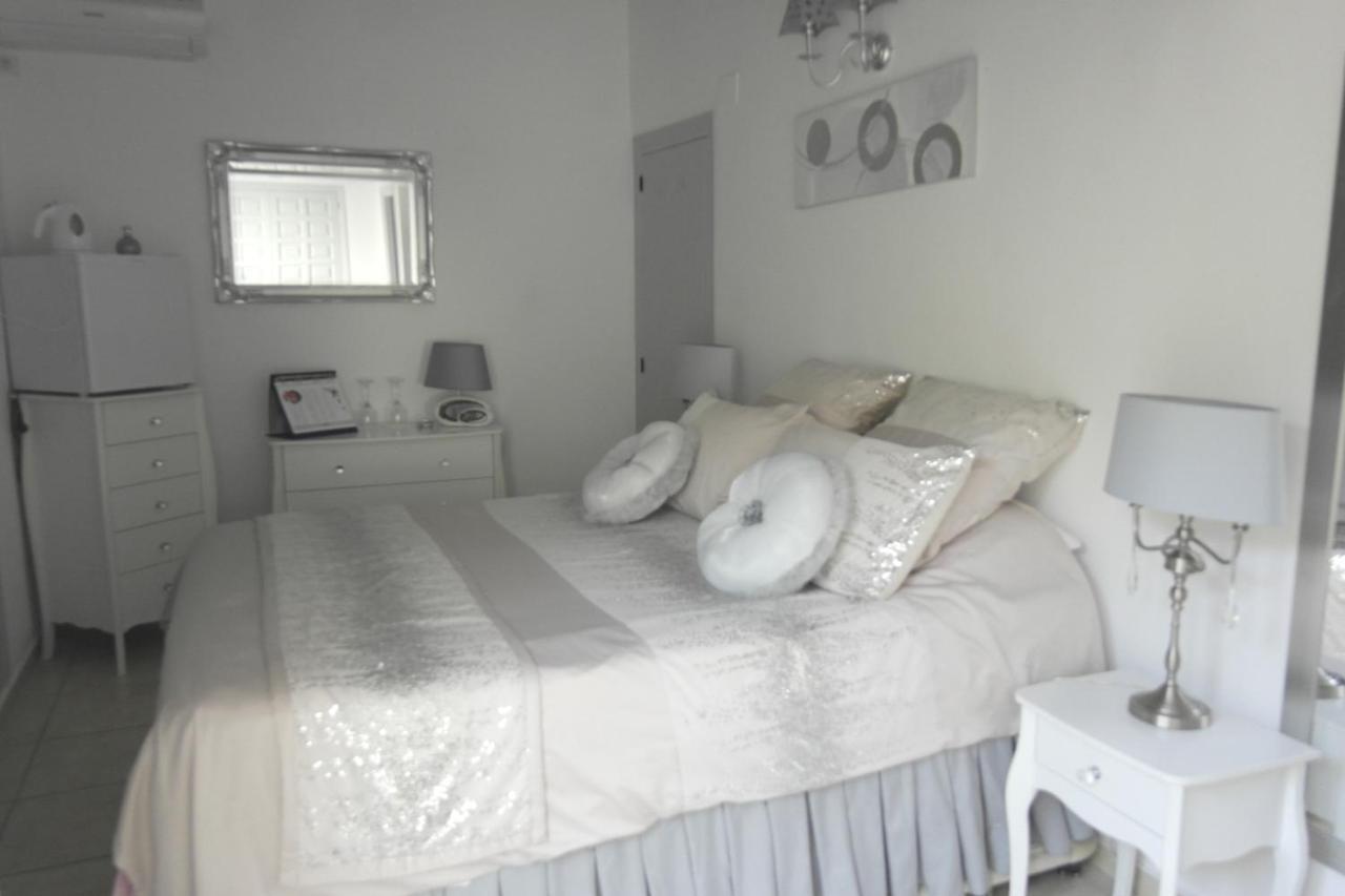 Treasurita Guest House Moraira Exterior foto